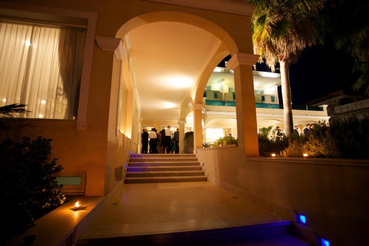 Gardenia Hotel Лаццаро Экстерьер фото