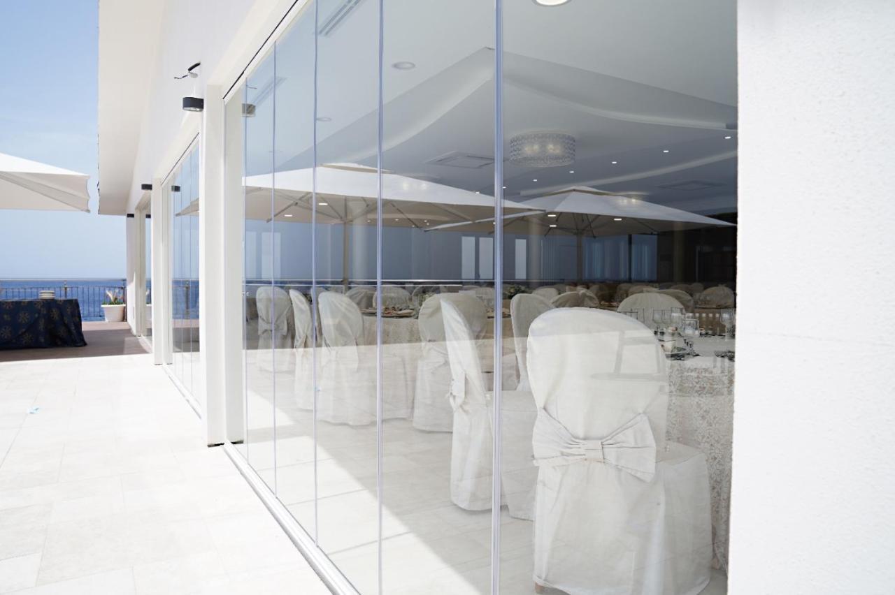 Gardenia Hotel Лаццаро Экстерьер фото