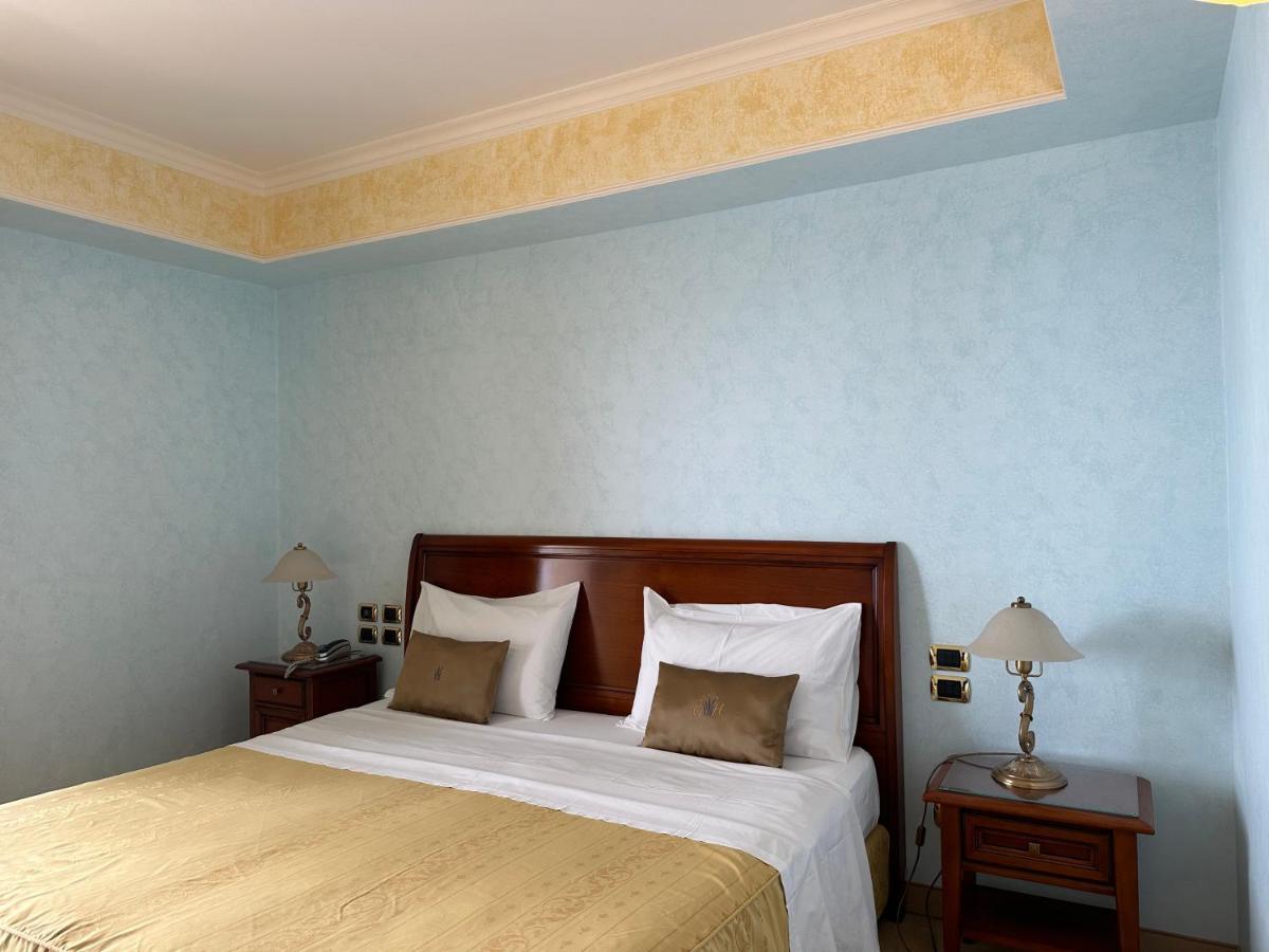 Gardenia Hotel Лаццаро Экстерьер фото