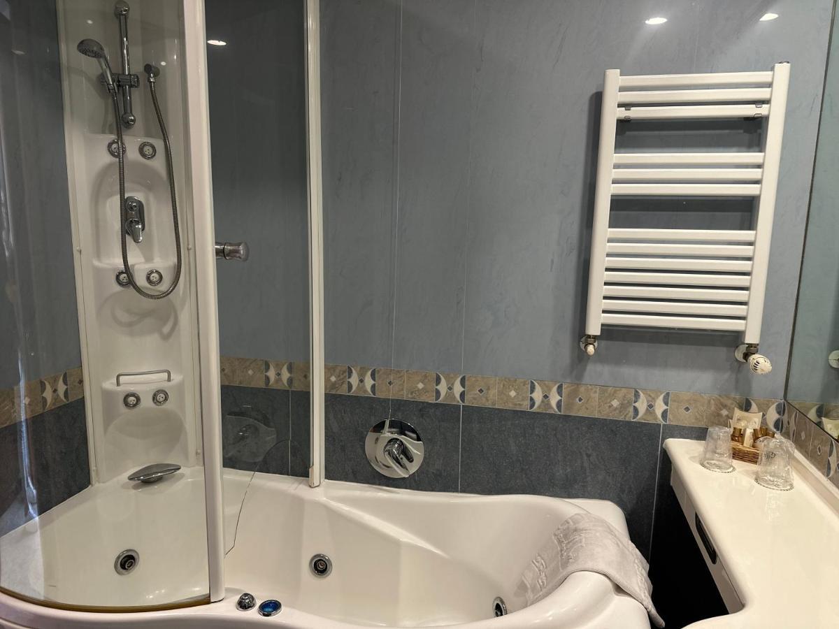 Gardenia Hotel Лаццаро Экстерьер фото