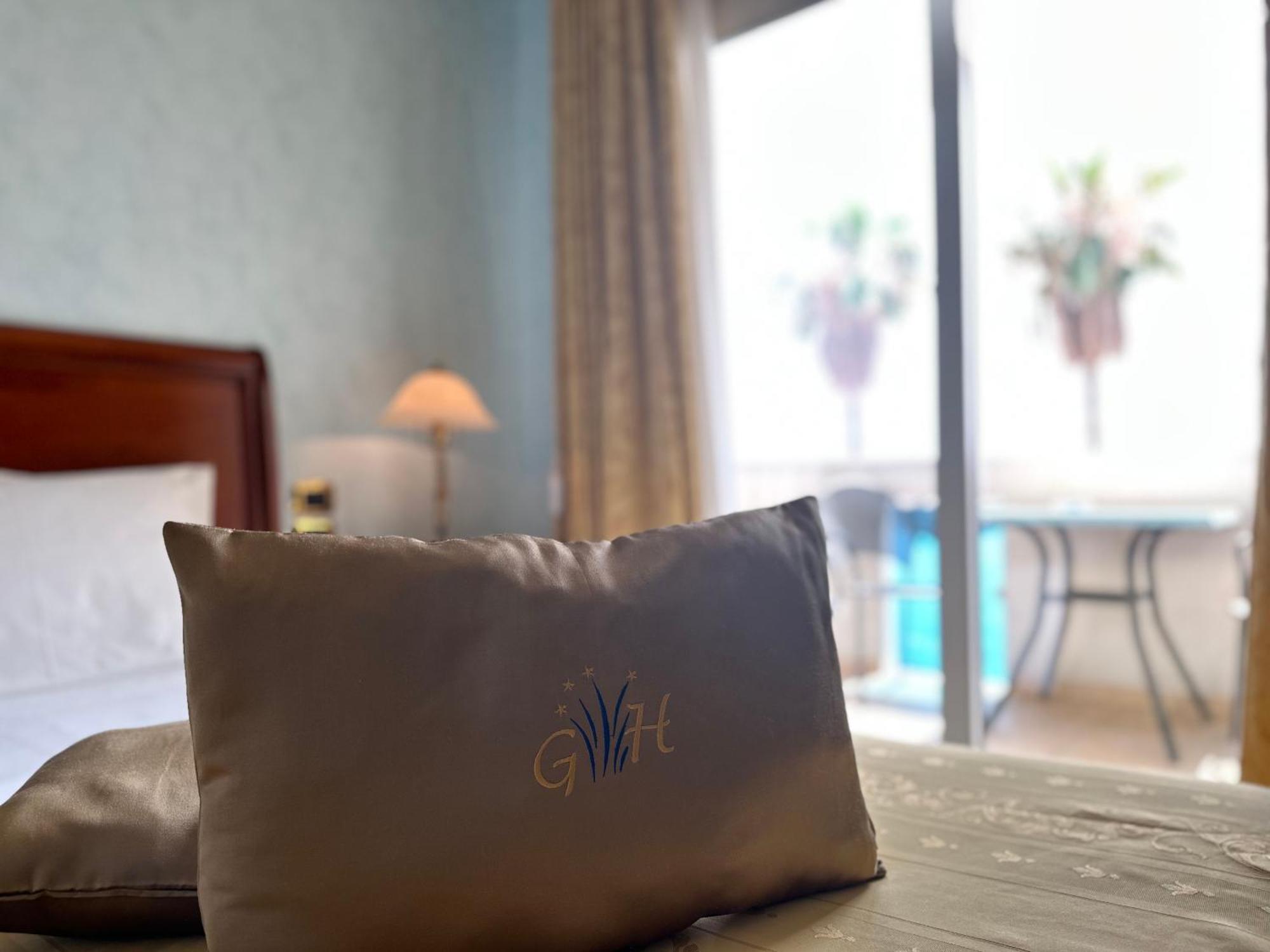 Gardenia Hotel Лаццаро Экстерьер фото