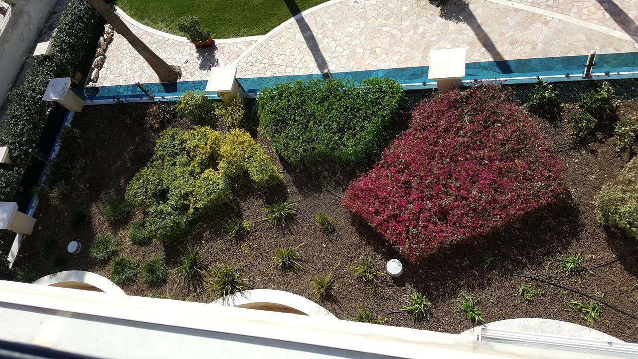 Gardenia Hotel Лаццаро Экстерьер фото